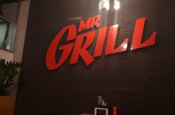 Mr.Grill Hotdogs & Burgers (на Крещатике)